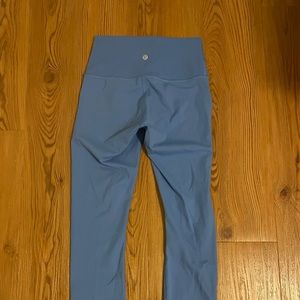lululemon wunder train size 4, 25”